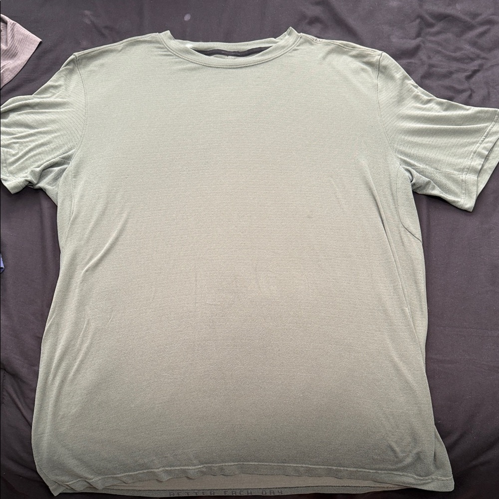 Mens  Lululemon T-Shirt